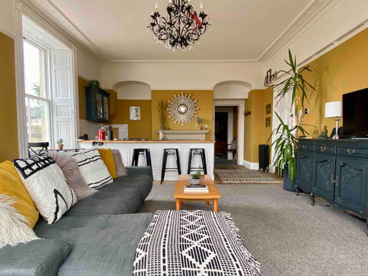 The Georgian Manor Apartment - Central Frome Bagian luar foto